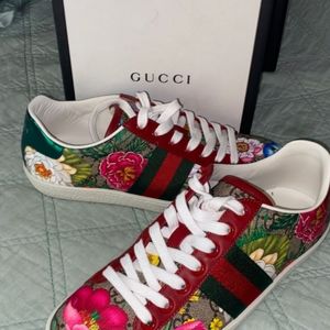 Women's Gucci's Size 36.5